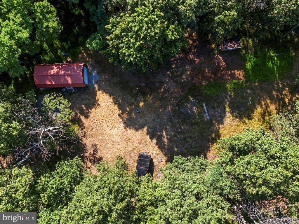 1840 SHADE LANE