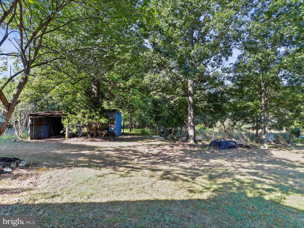 1840 SHADE LANE