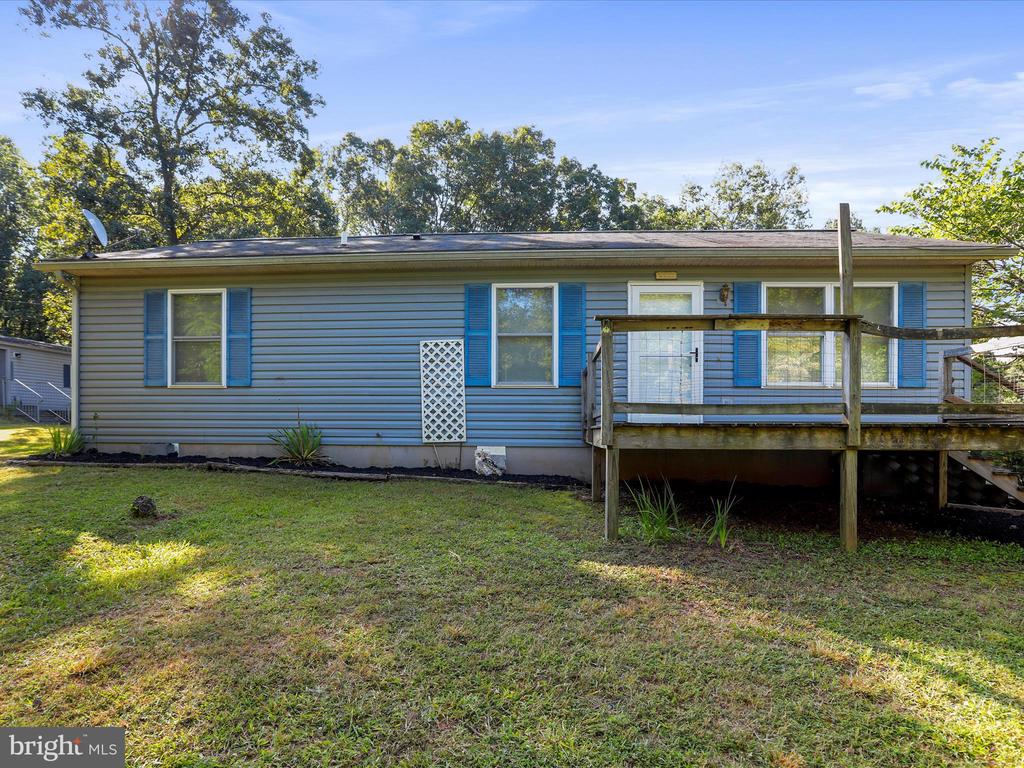 1840 SHADE LANE