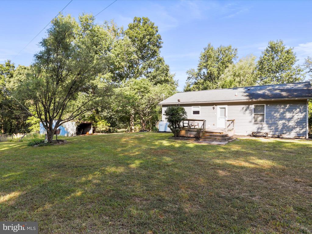 1840 SHADE LANE