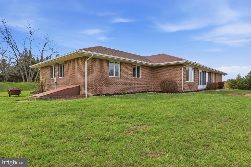 58 WEBER LANE