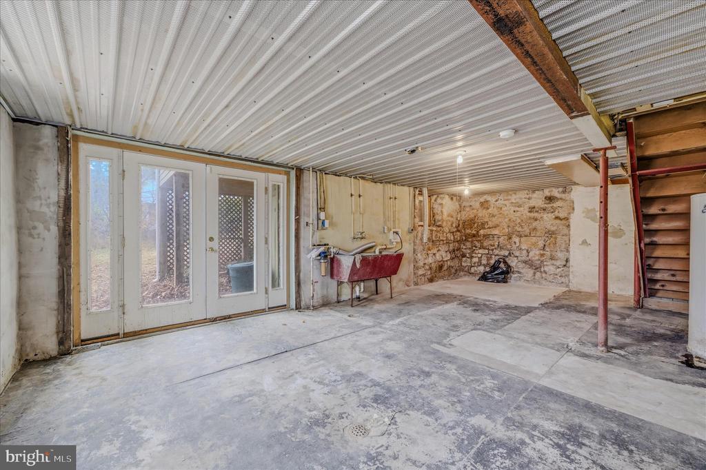 45 ROCKWELL CIRCLE