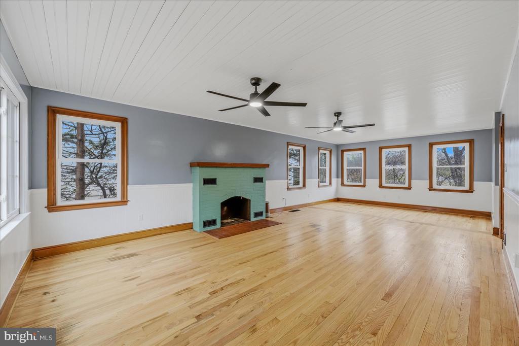 45 ROCKWELL CIRCLE