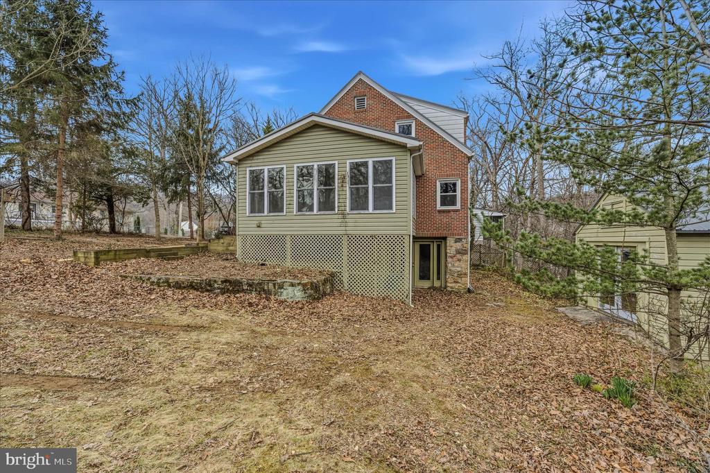 45 ROCKWELL CIRCLE