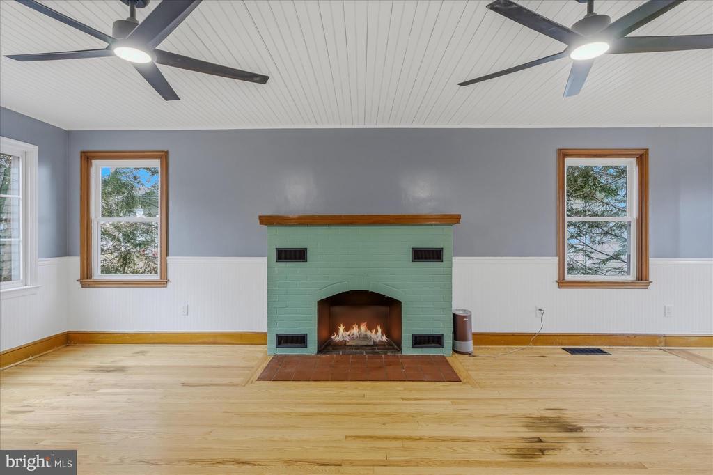 45 ROCKWELL CIRCLE