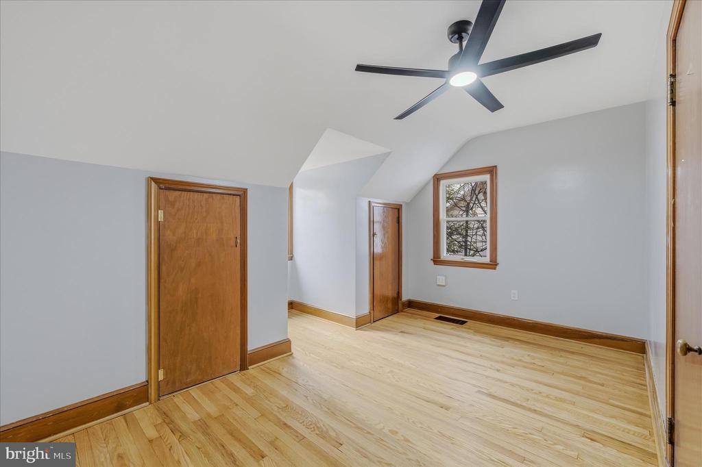 45 ROCKWELL CIRCLE