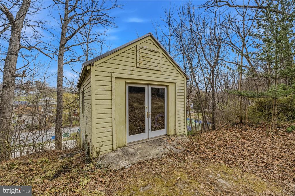 45 ROCKWELL CIRCLE