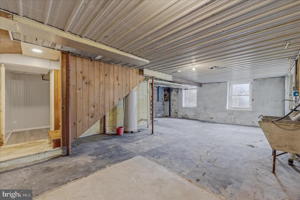 45 ROCKWELL CIRCLE