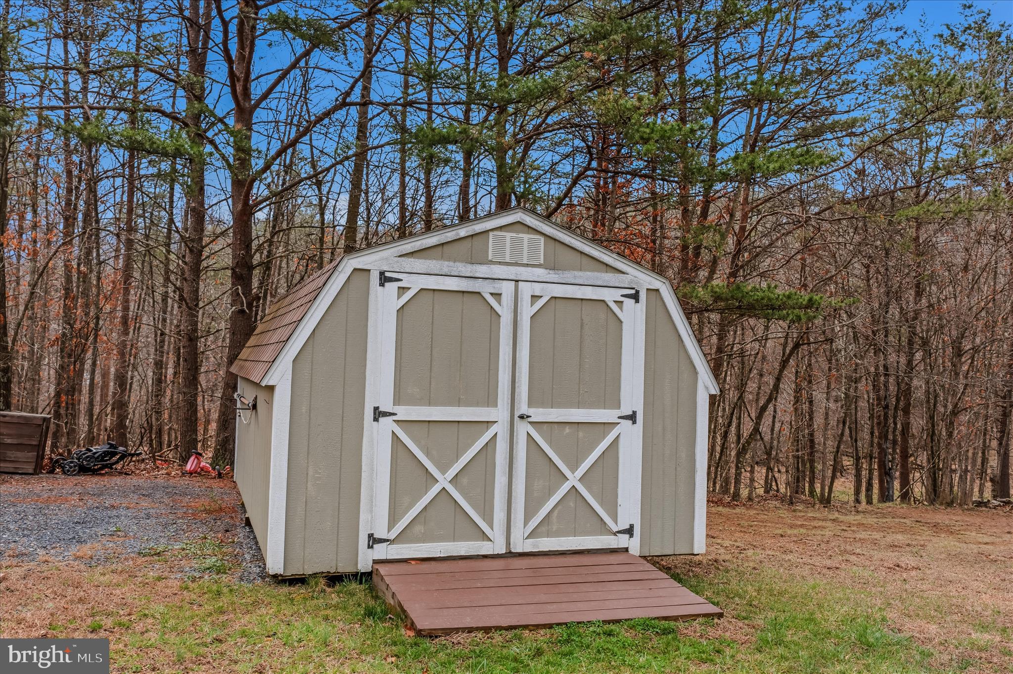 422 BIRCH GROVE LANE