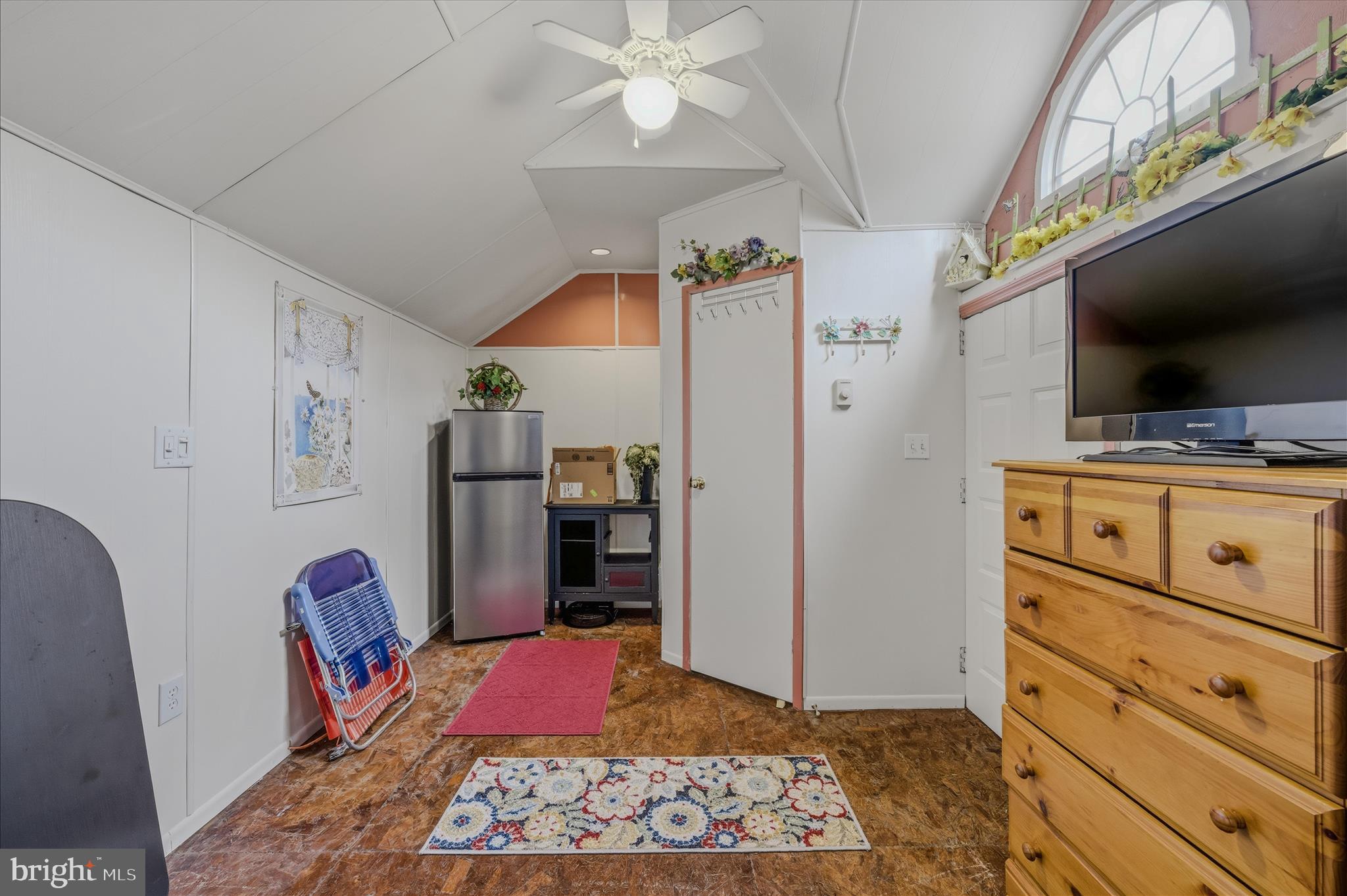 422 BIRCH GROVE LANE