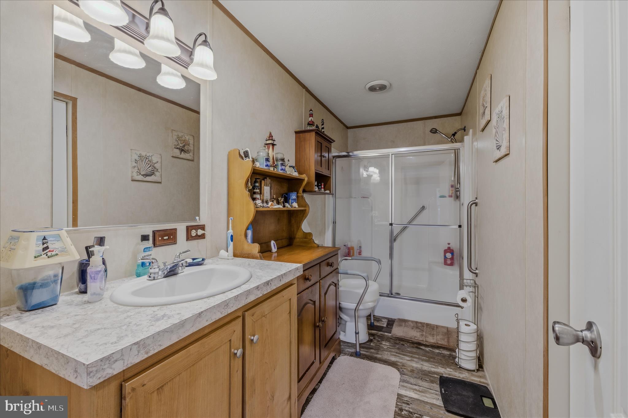 422 BIRCH GROVE LANE