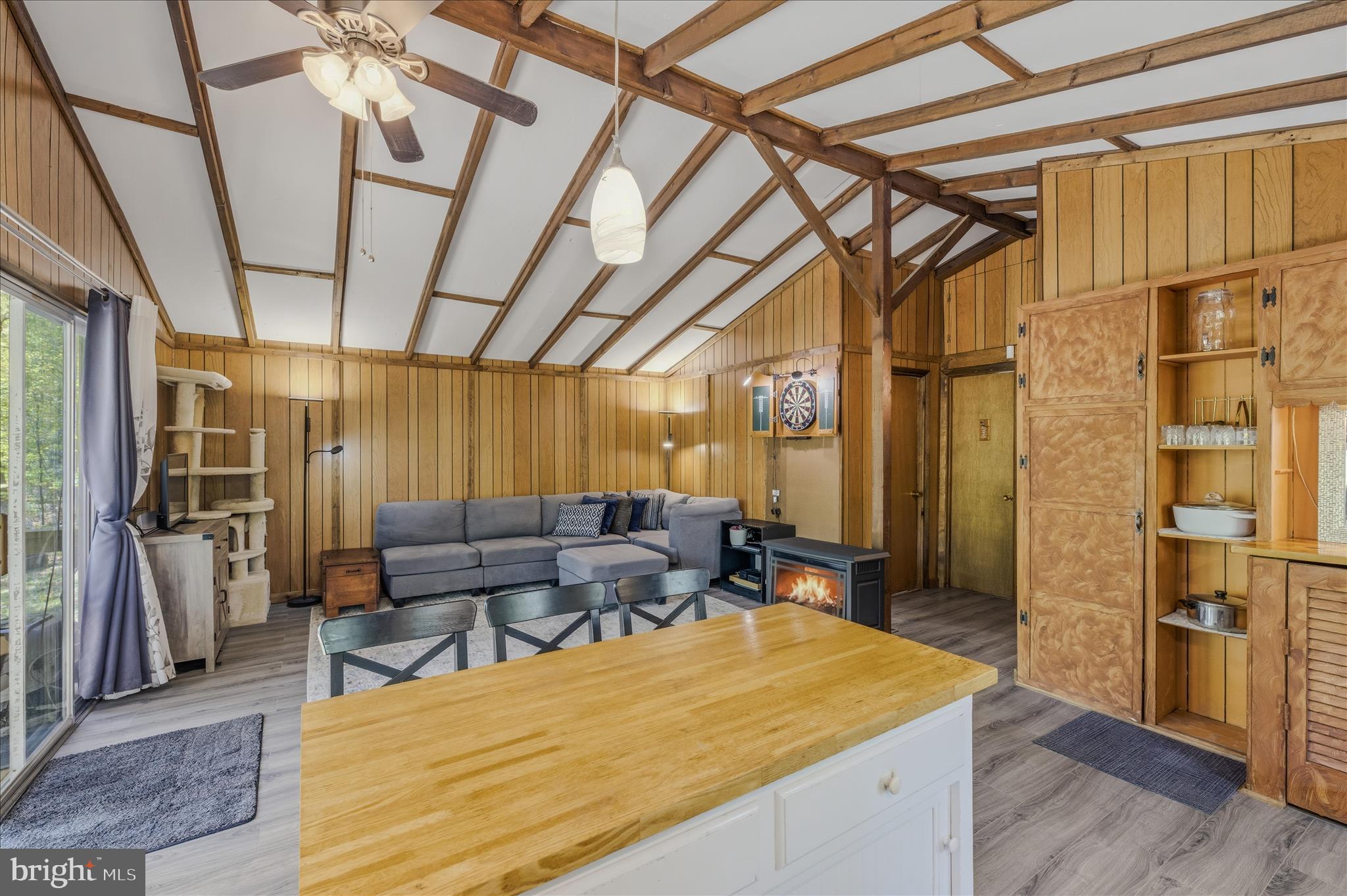 663 AUDUBON ROAD