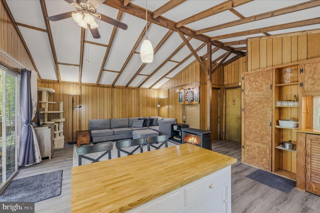 663 AUDUBON ROAD