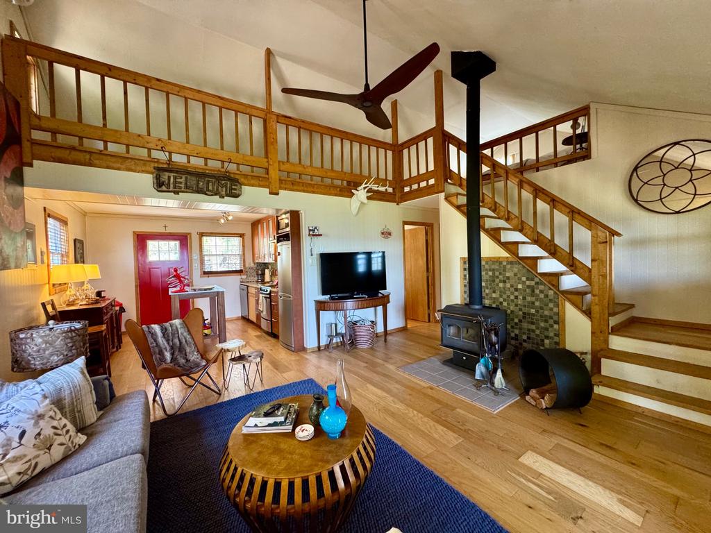 457 BLUMB LANE