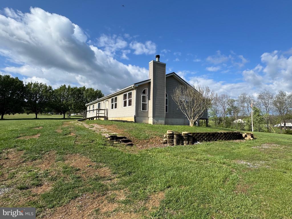 1660 HIGHLAND RIDGE ROAD