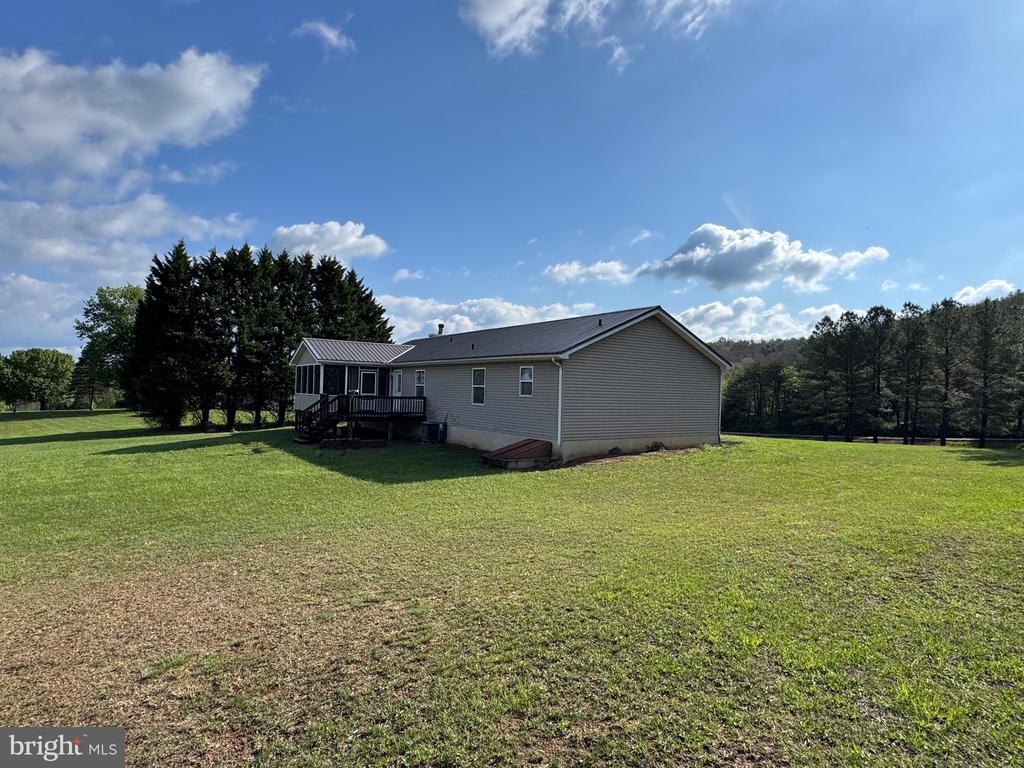 1660 HIGHLAND RIDGE ROAD