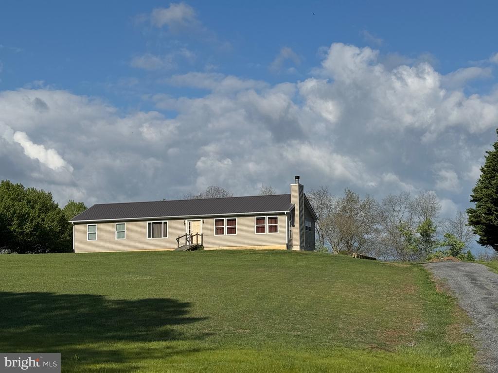 1660 HIGHLAND RIDGE ROAD