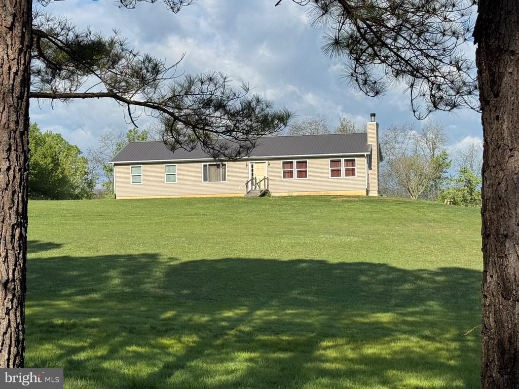 1660 HIGHLAND RIDGE ROAD