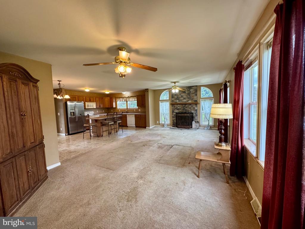 1660 HIGHLAND RIDGE ROAD