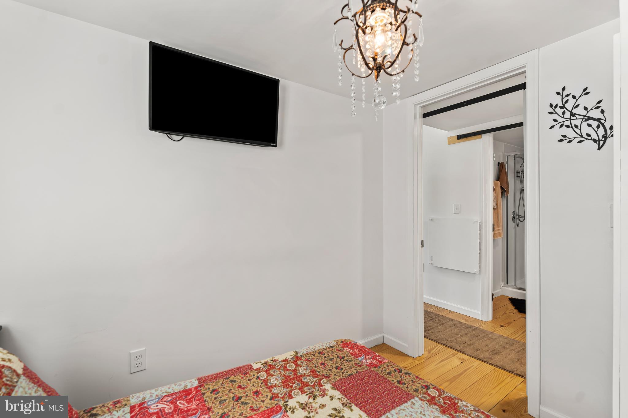 21 THORNWOOD DRIVE