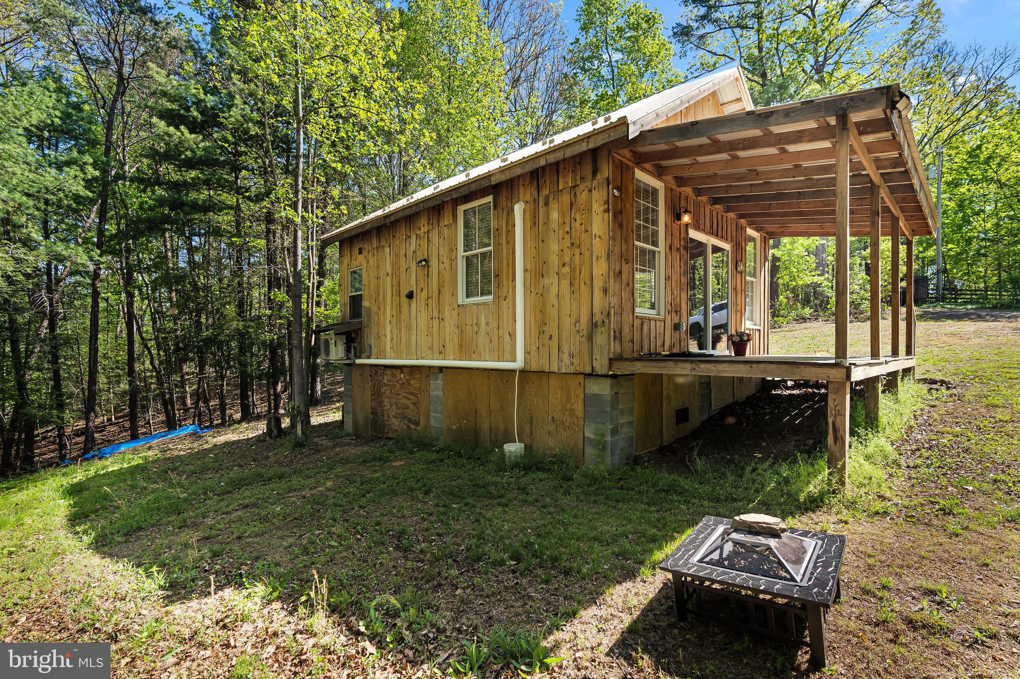 21 THORNWOOD DRIVE