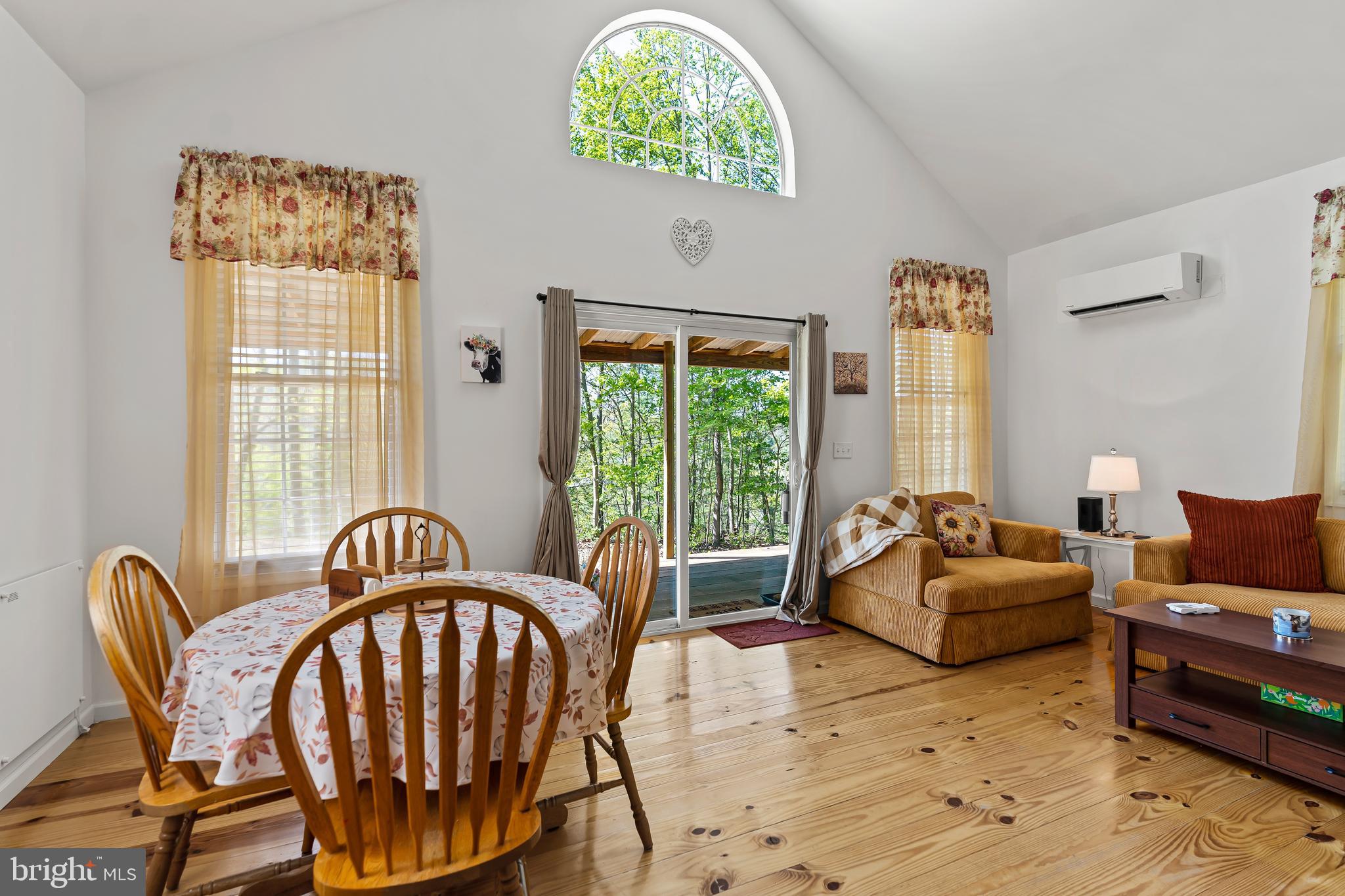 21 THORNWOOD DRIVE