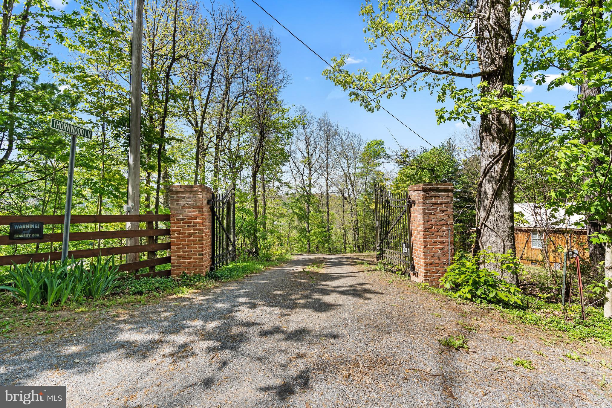 21 THORNWOOD DRIVE