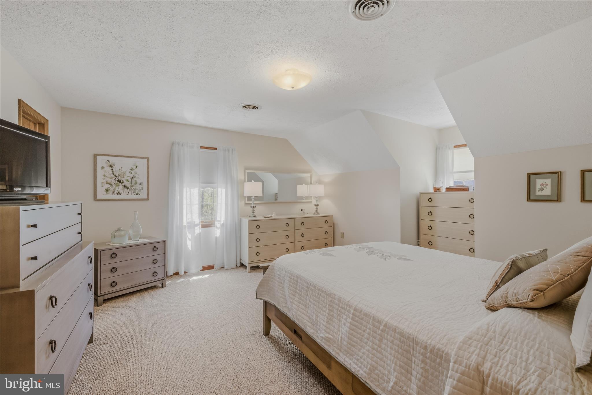 45 CLEAVELAND ACRES COURT