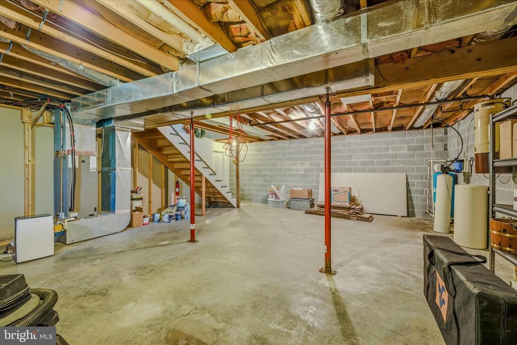 45 CLEAVELAND ACRES COURT