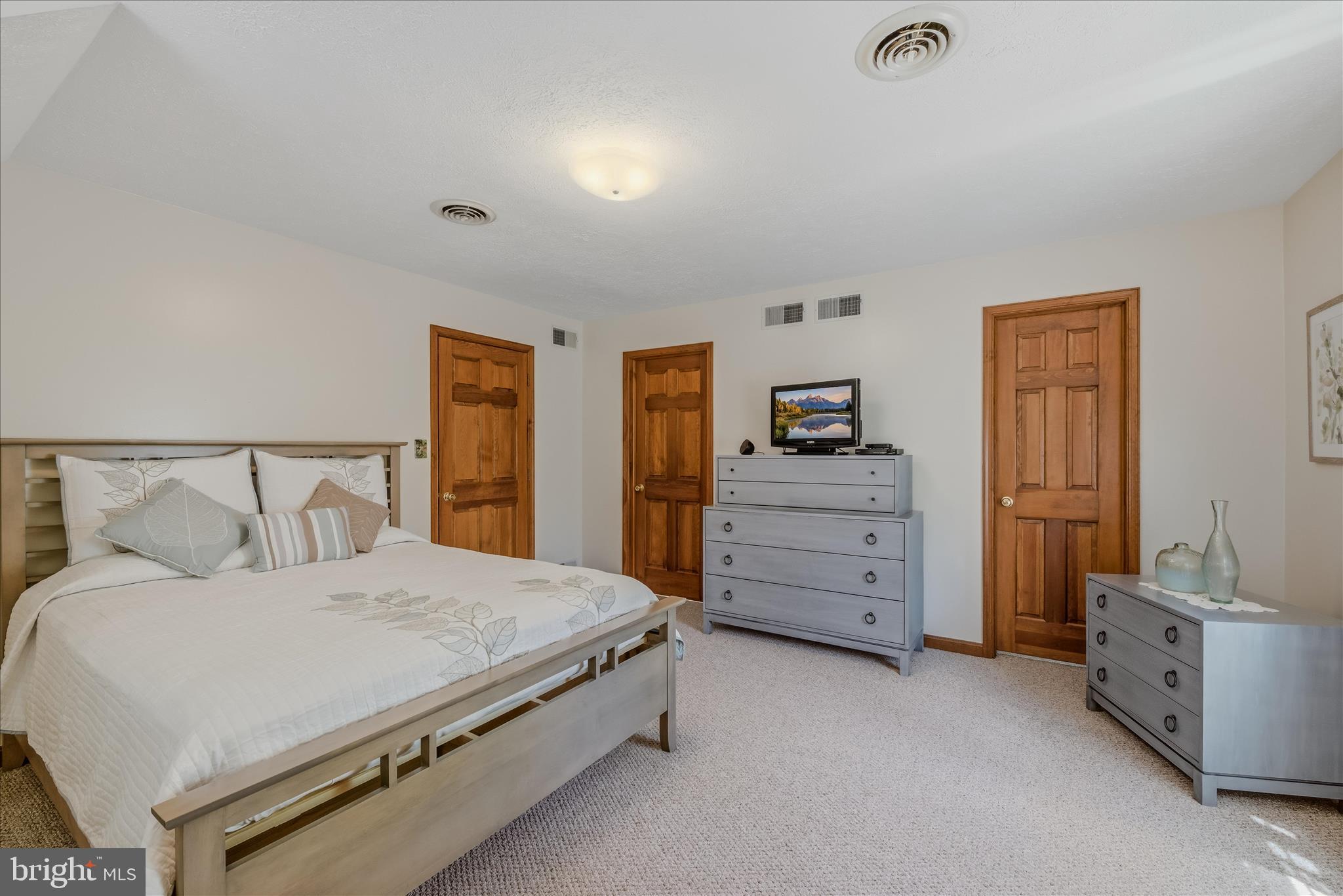 45 CLEAVELAND ACRES COURT