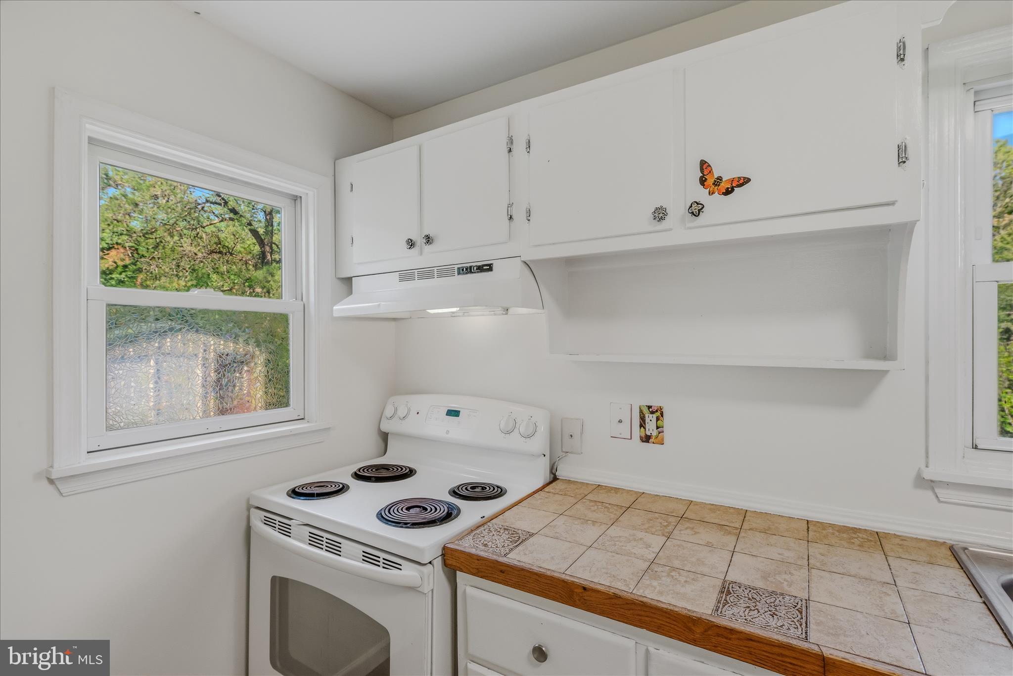 627 APPLE ORCHARD CIRCLE