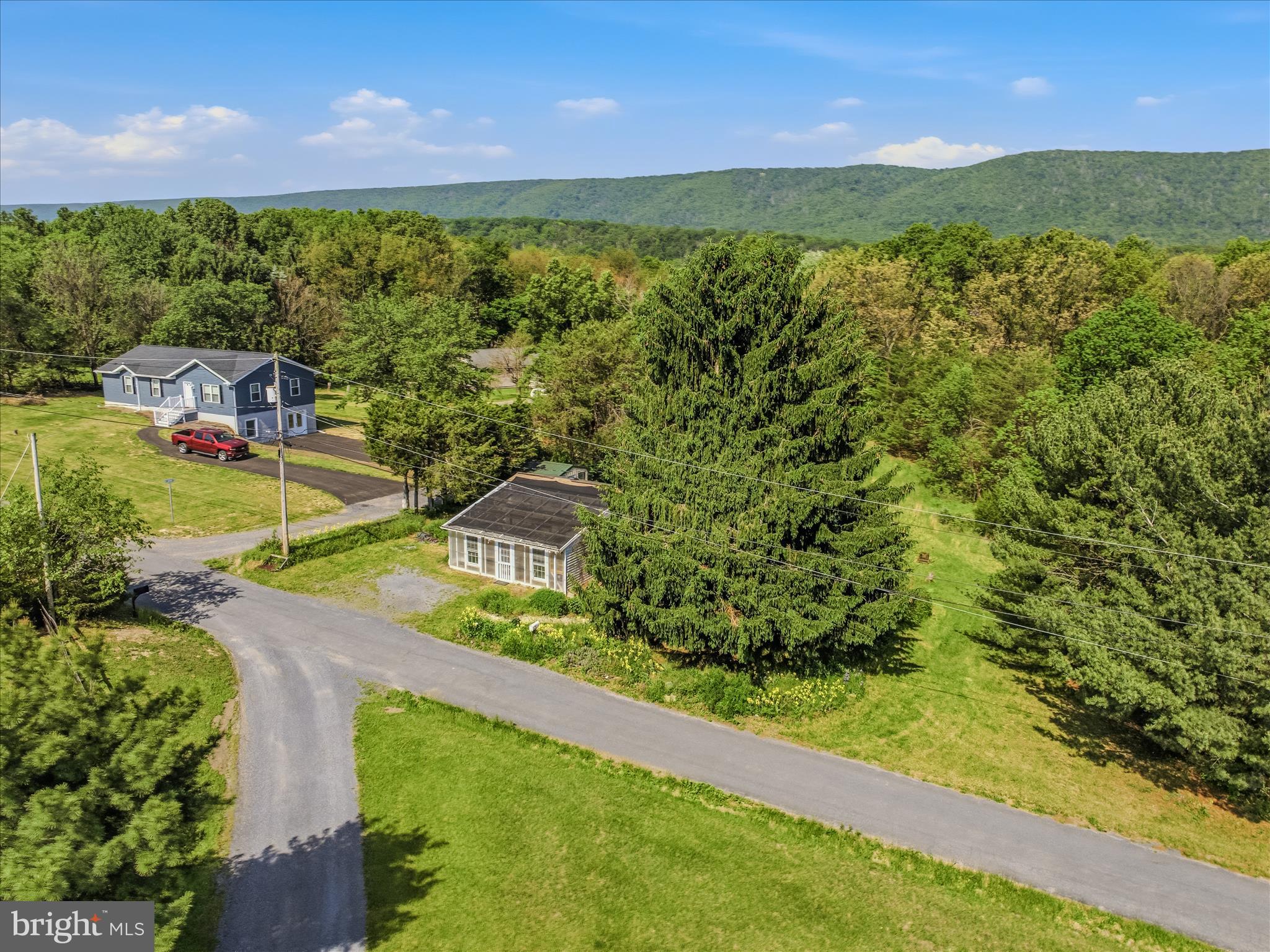 627 APPLE ORCHARD CIRCLE