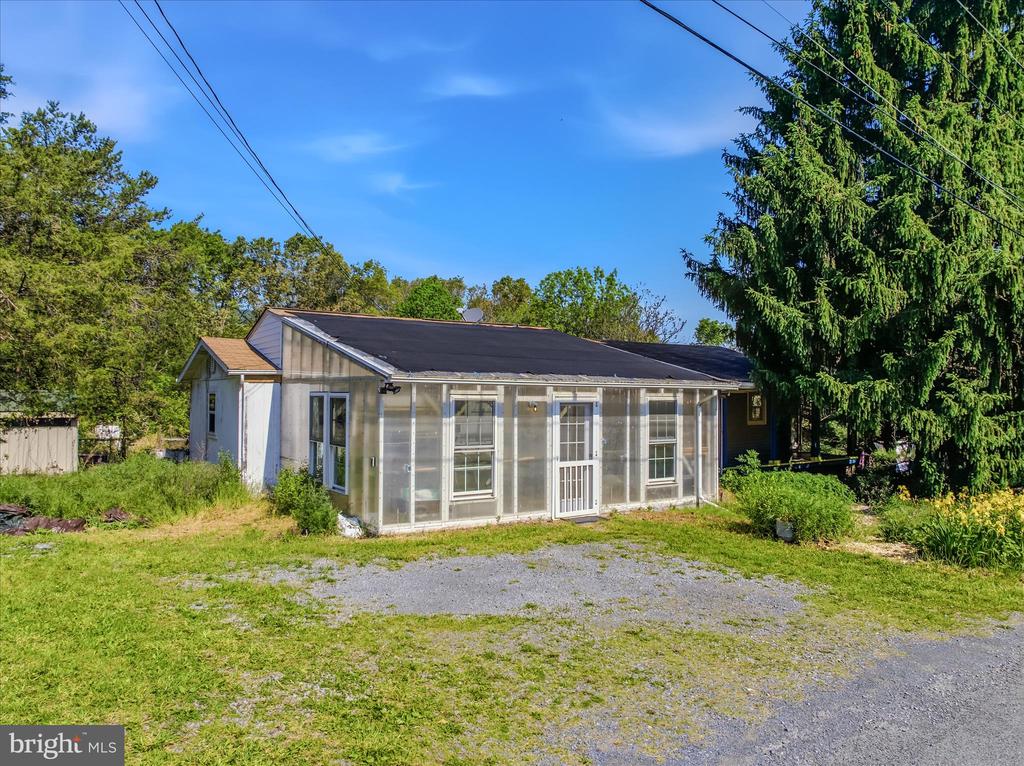 627 APPLE ORCHARD CIRCLE