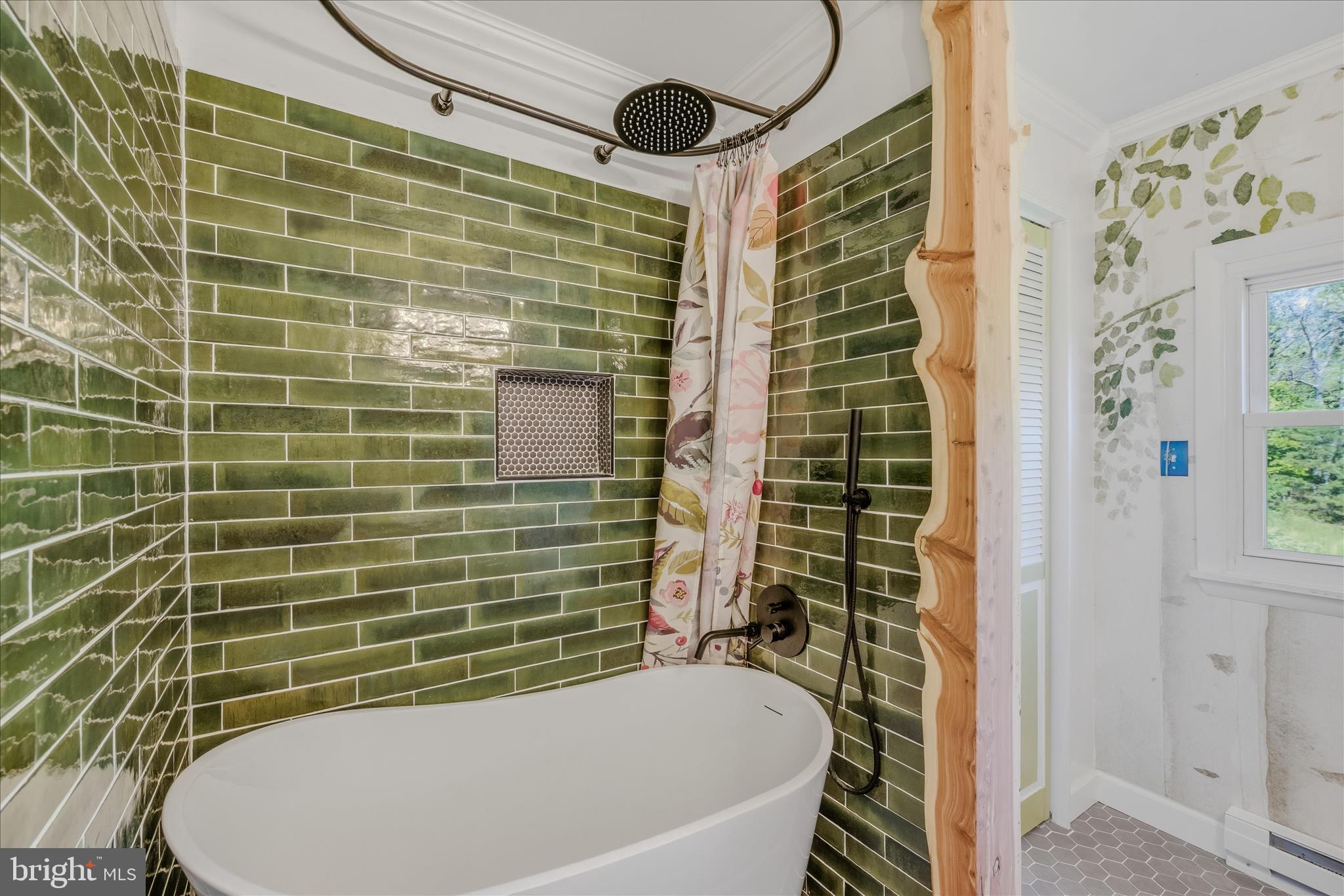 627 APPLE ORCHARD CIRCLE