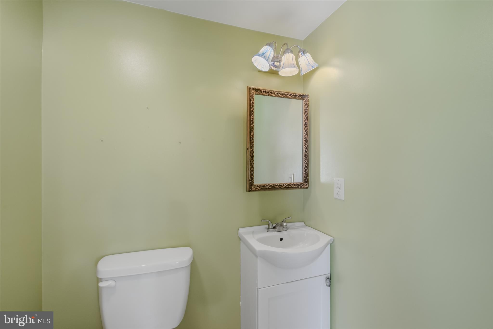 627 APPLE ORCHARD CIRCLE