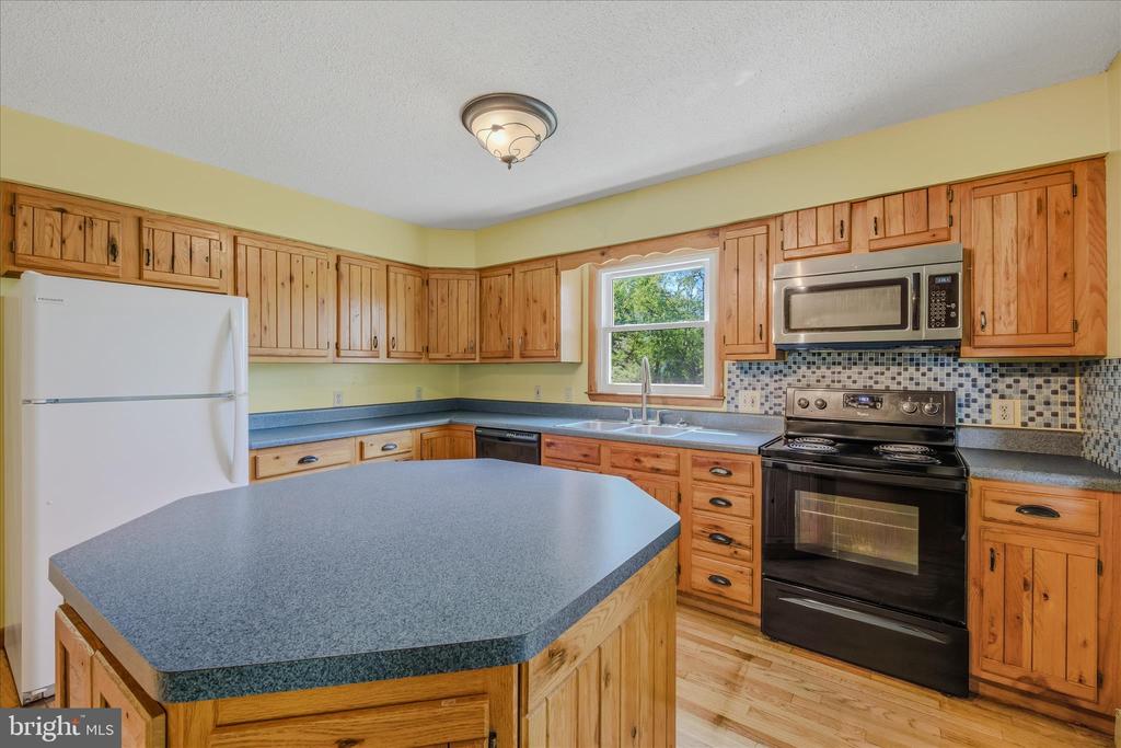119 MARLIN WAY