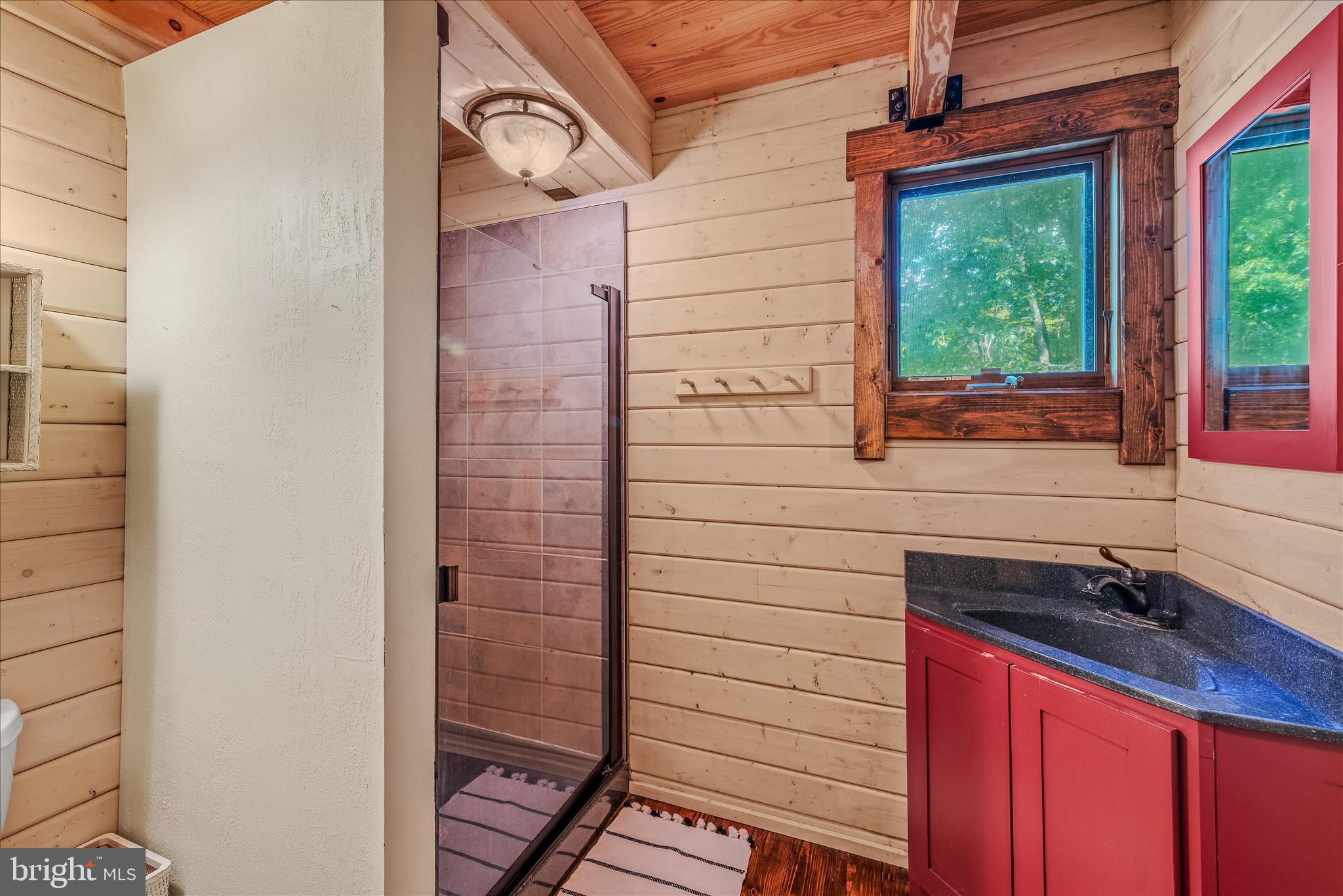122 HONEY LOCUST LANE