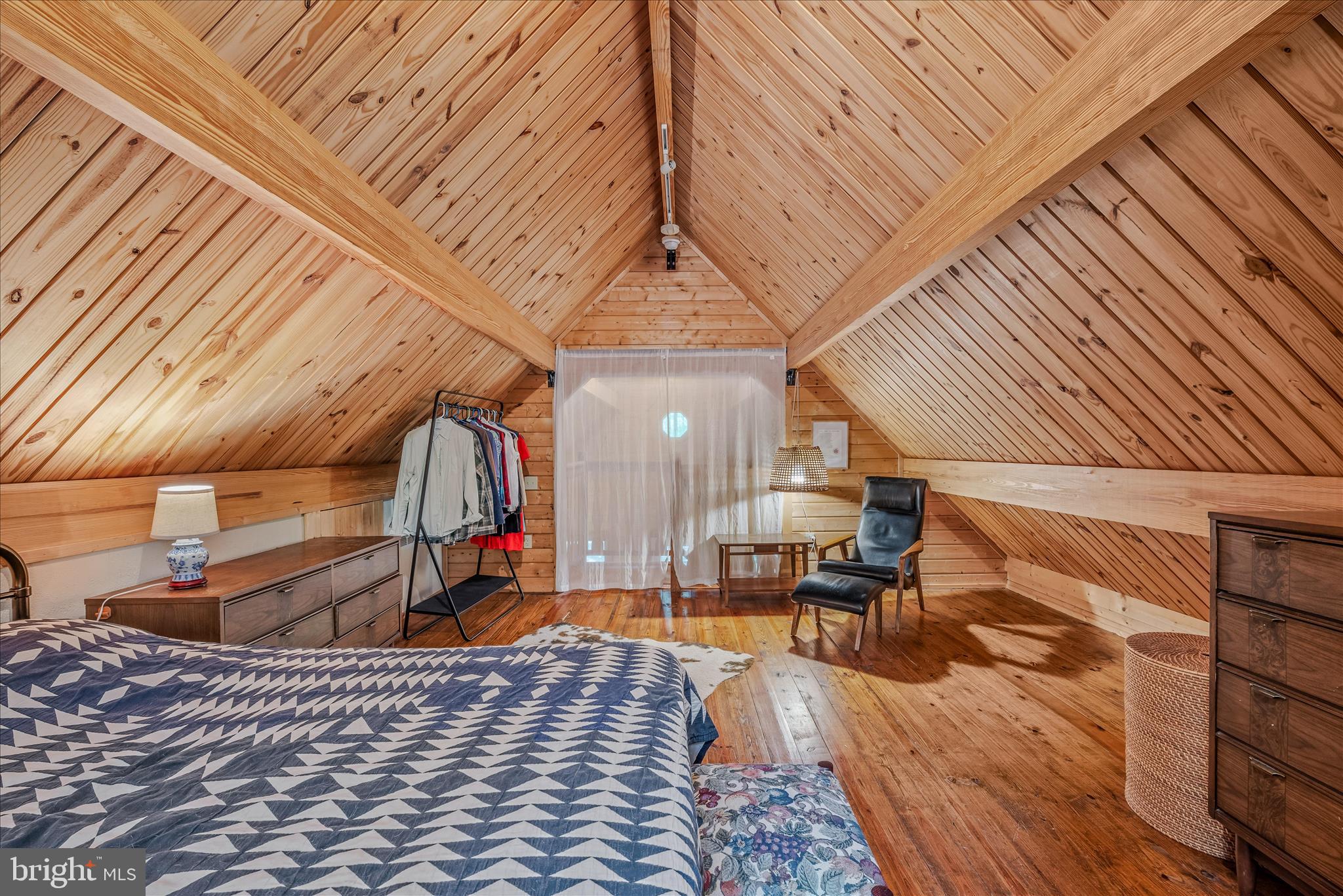 122 HONEY LOCUST LANE