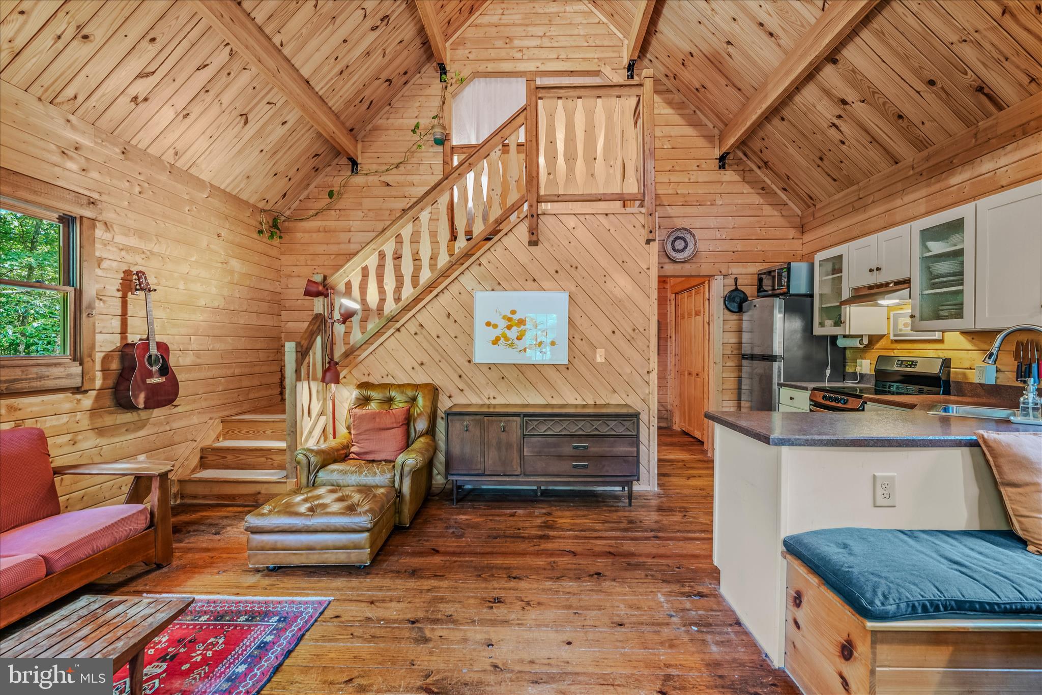 122 HONEY LOCUST LANE