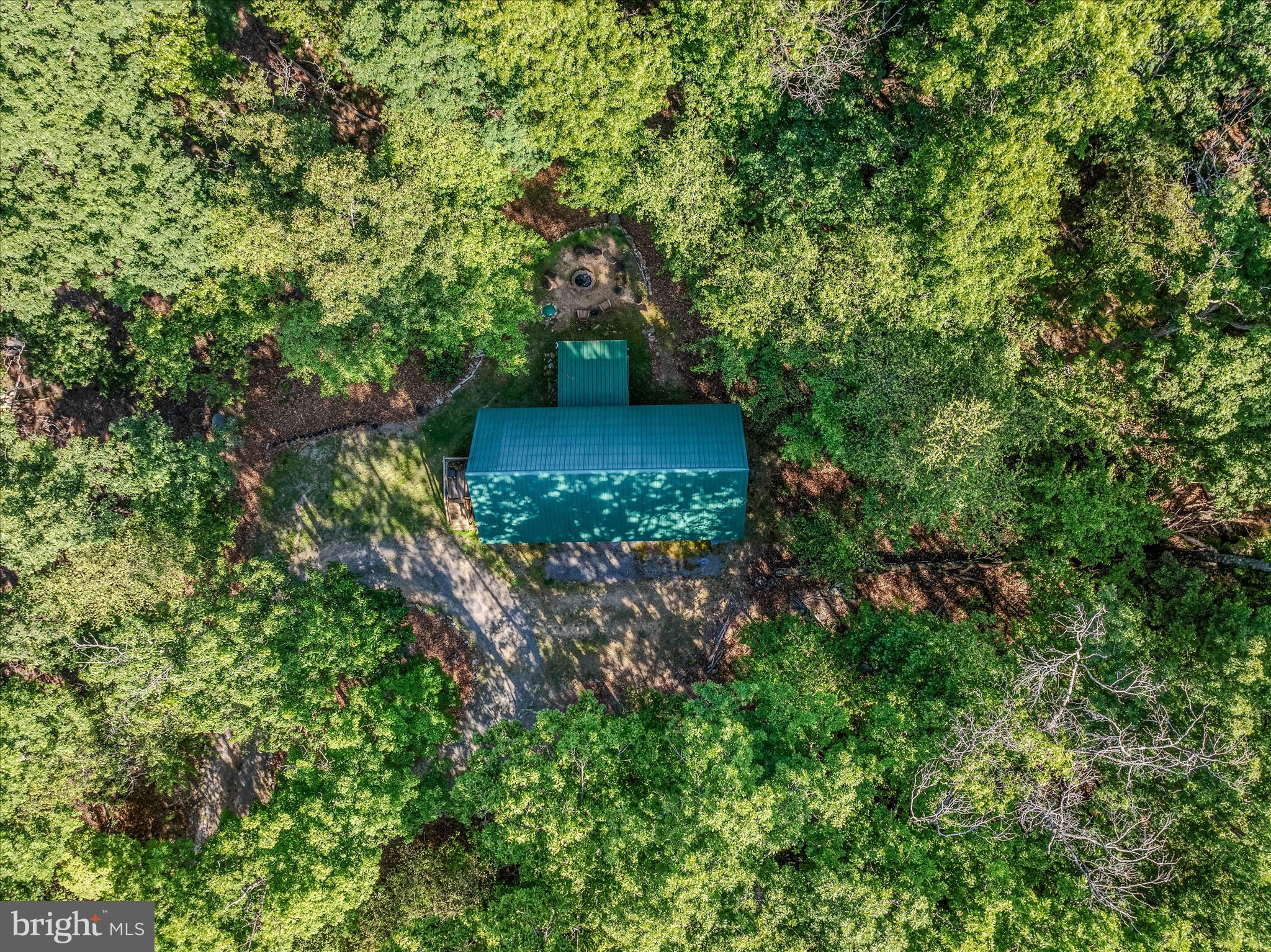 122 HONEY LOCUST LANE