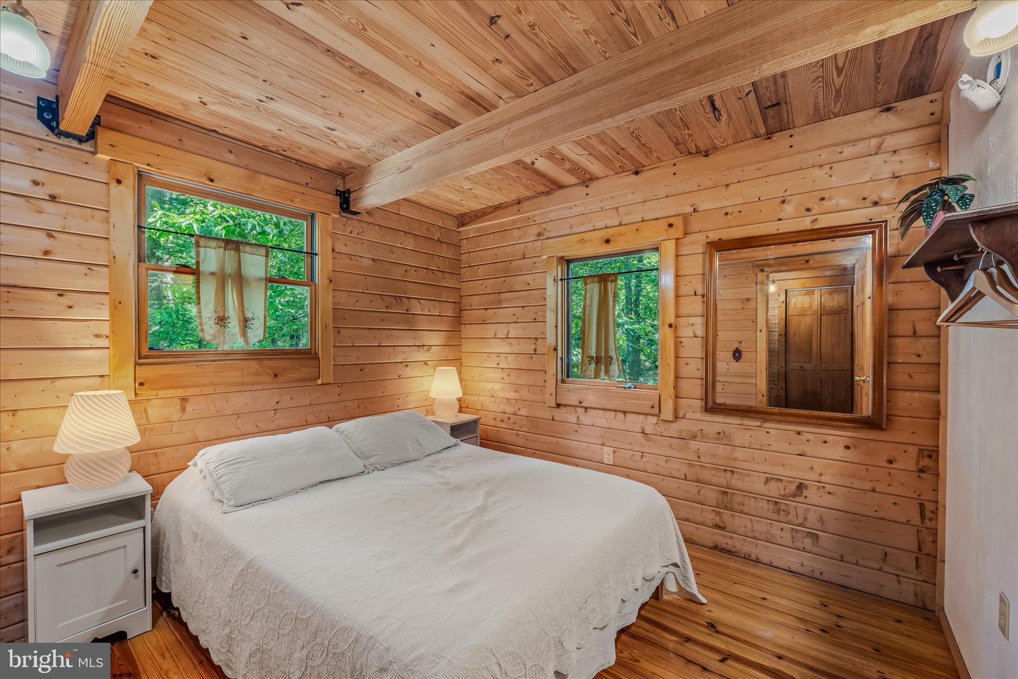 122 HONEY LOCUST LANE