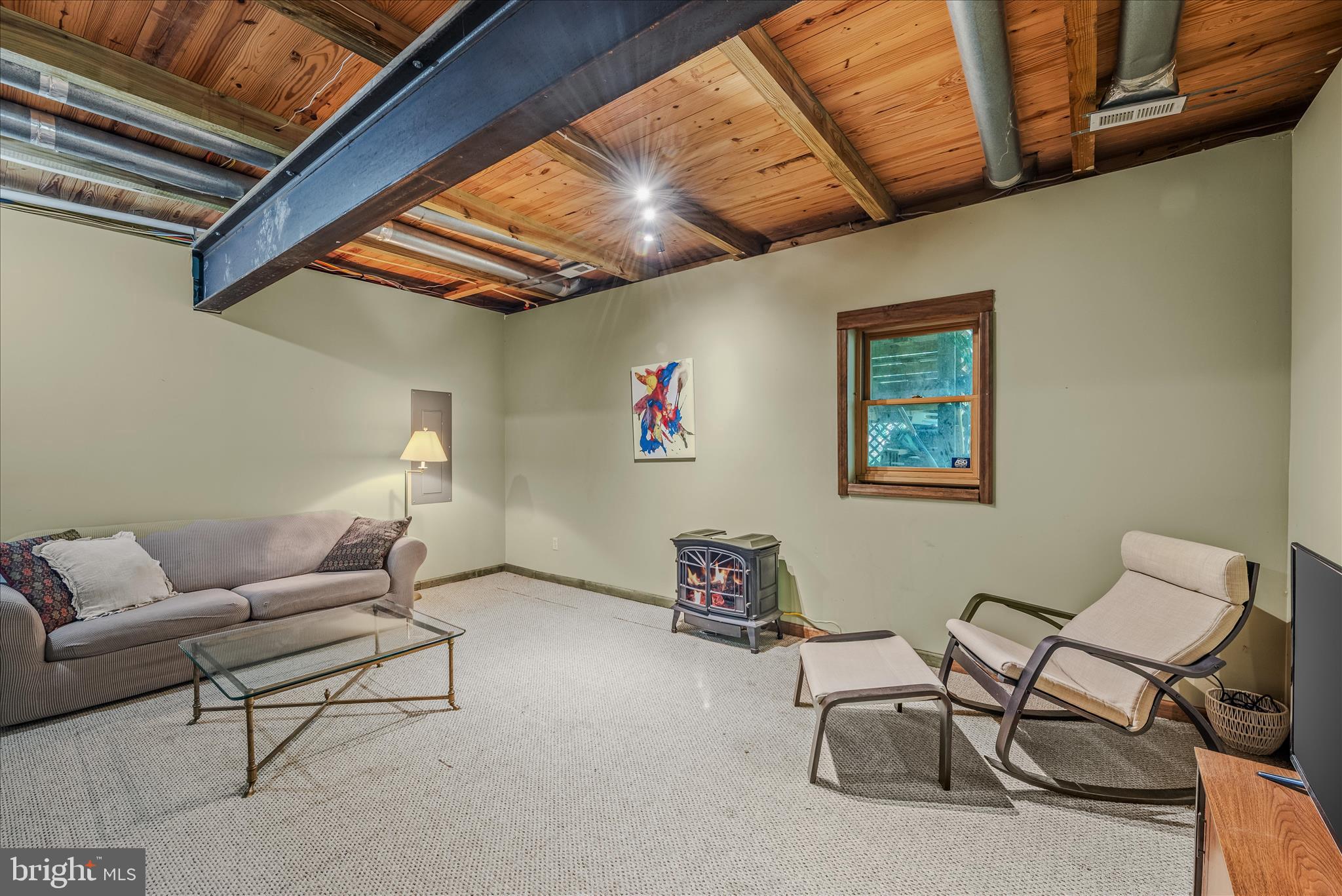 122 HONEY LOCUST LANE