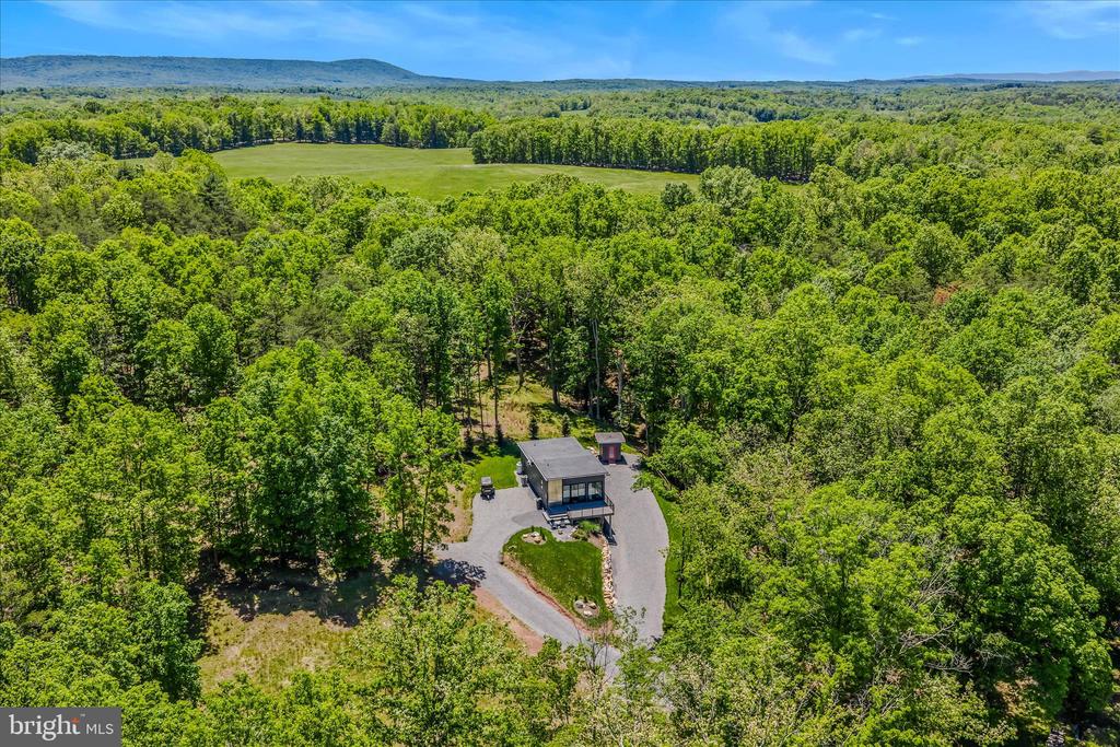 80 HOLLY HILL COURT