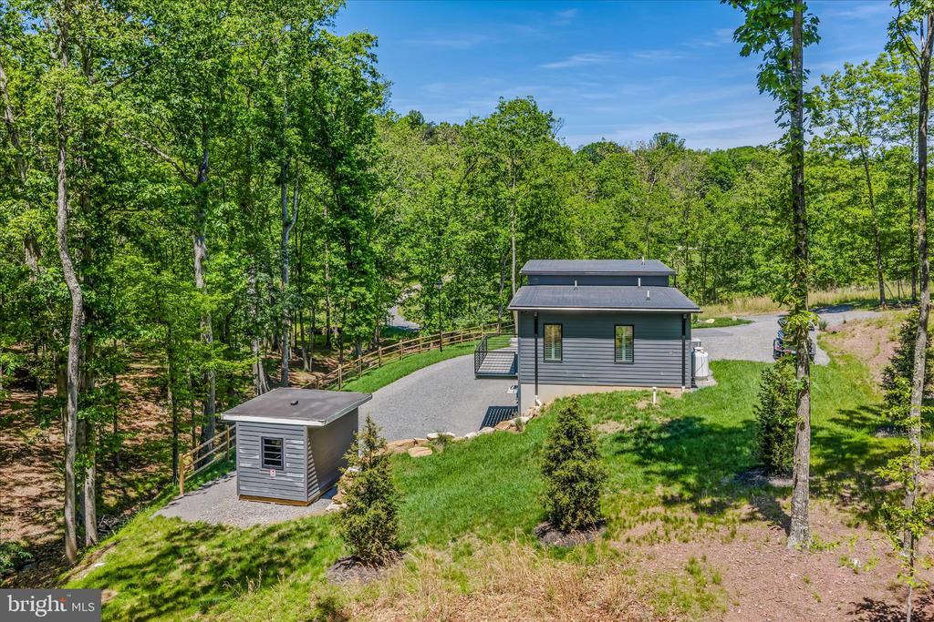 80 HOLLY HILL COURT