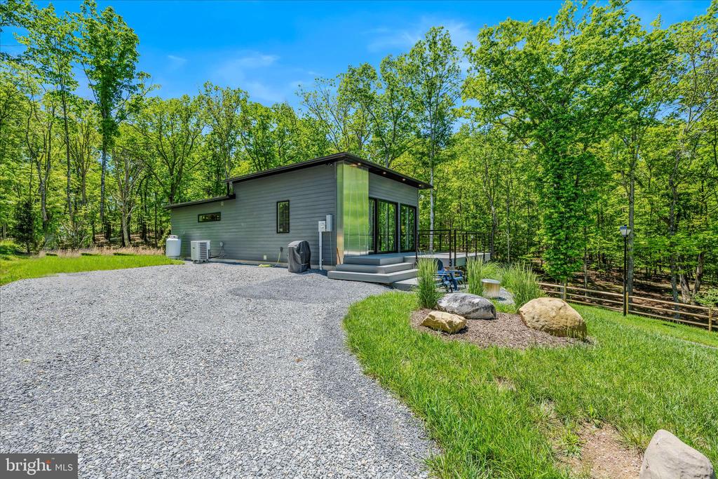 80 HOLLY HILL COURT