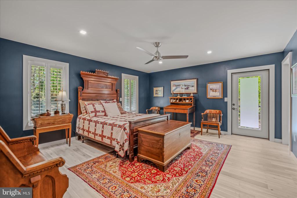 80 HOLLY HILL COURT