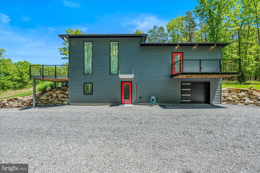 80 HOLLY HILL COURT