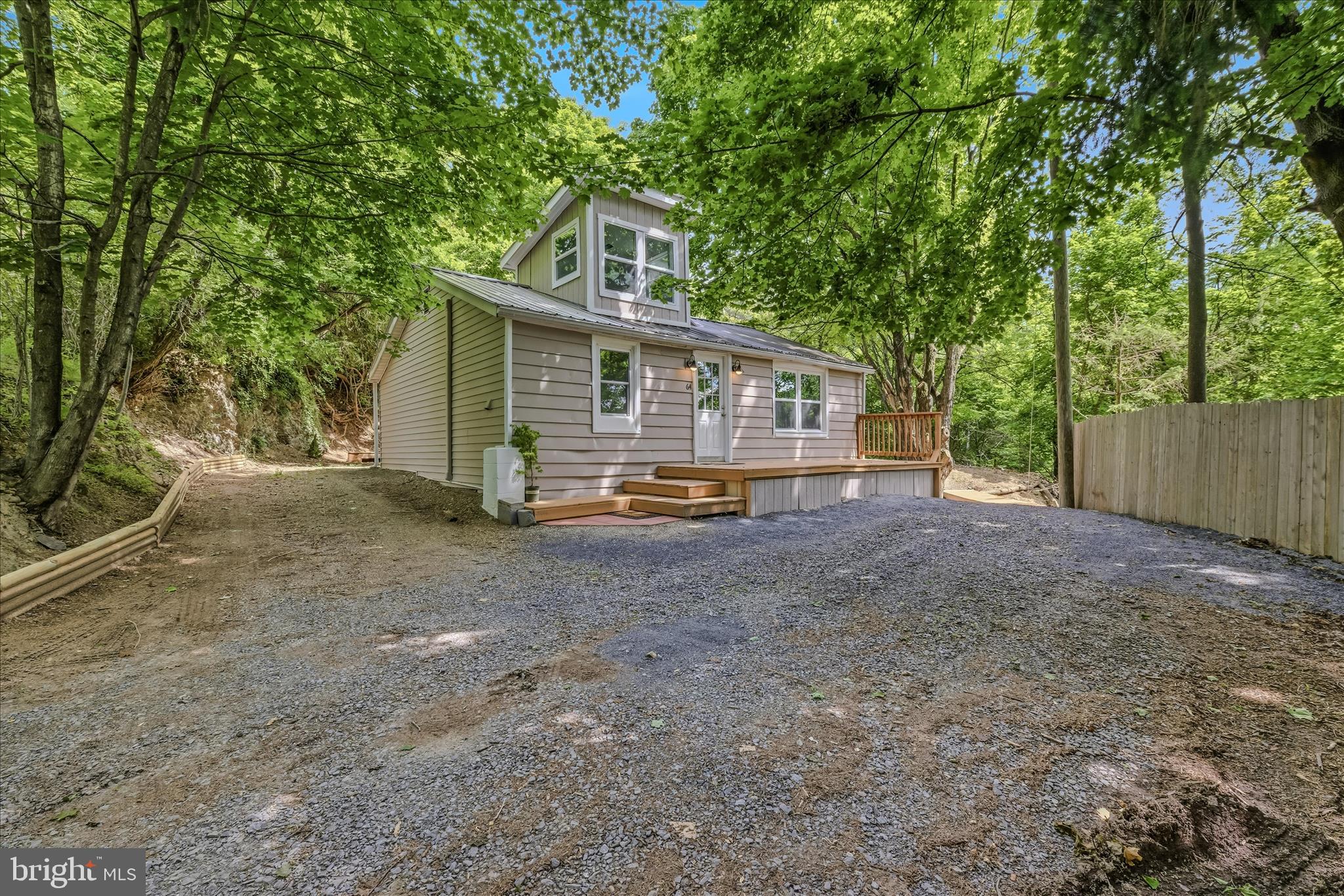 64 HOBDAY LANE