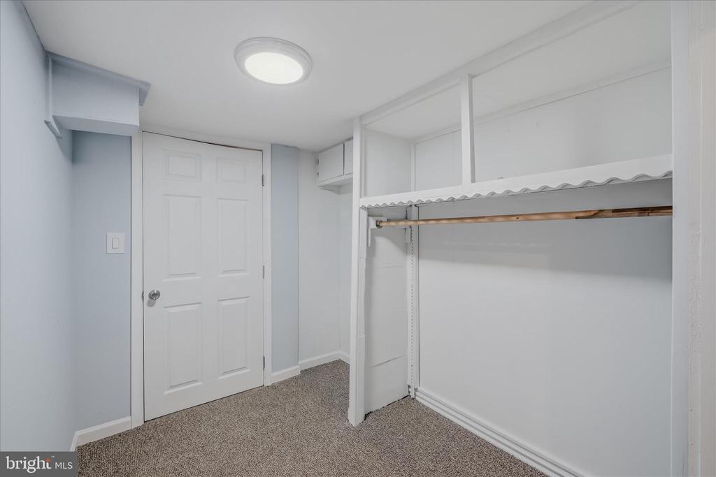 64 HOBDAY LANE