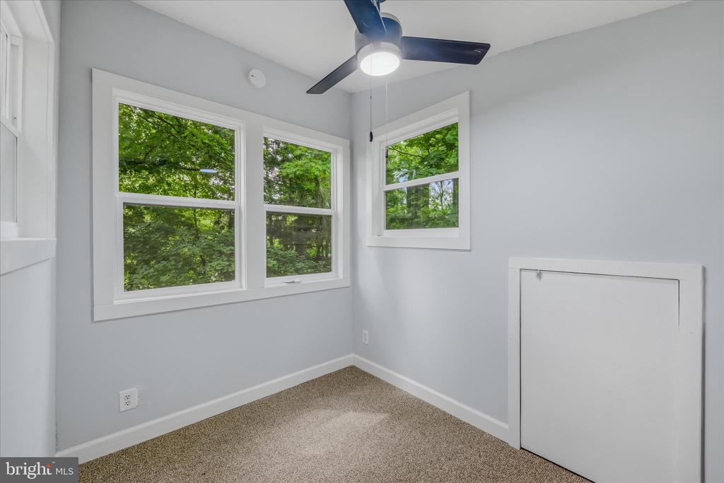 64 HOBDAY LANE